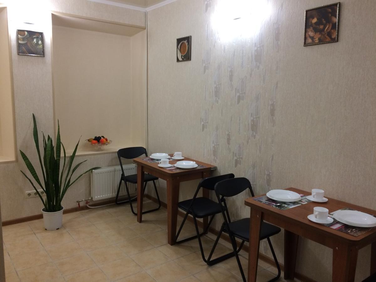 Prosto Hostel Odessa Exteriör bild
